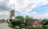 Korenmolen De Hoop in Veen