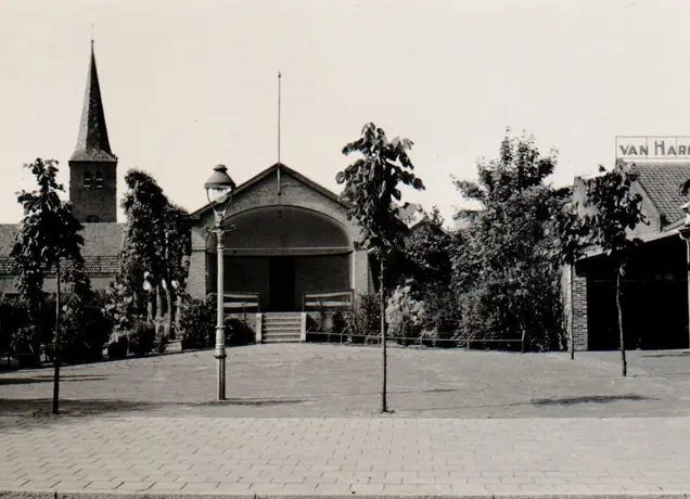 Fig.09 WAA 96374 Kiosk in Baardwijk (1950).jpg