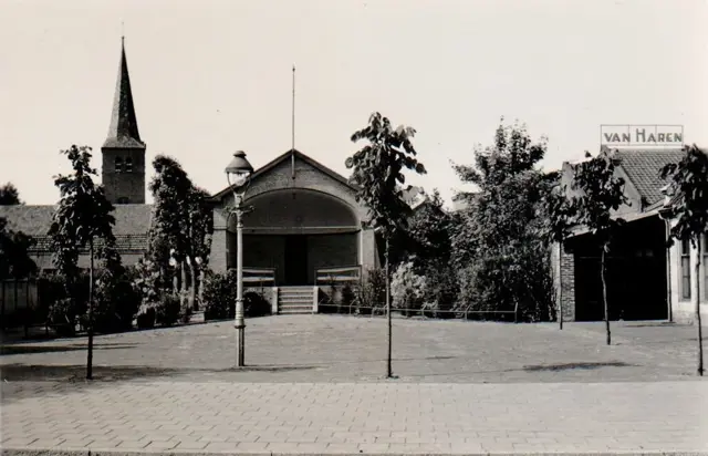 Fig.09 WAA 96374 Kiosk in Baardwijk (1950).jpg