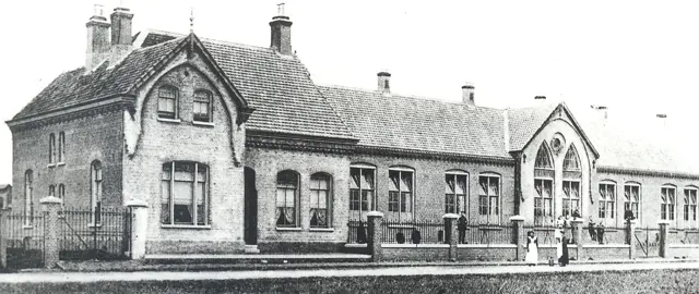 Fig.64  RK Jongensschool (Goede Spoor) ingekort.jpg