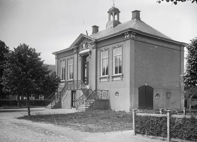Fig.52 WAA 22500 Raadhuis Capelle 1879-1922.jpg