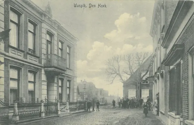 Fig.67 HKW 24239 Oude Raadhuis Villa fam van Roon (1910).jpg