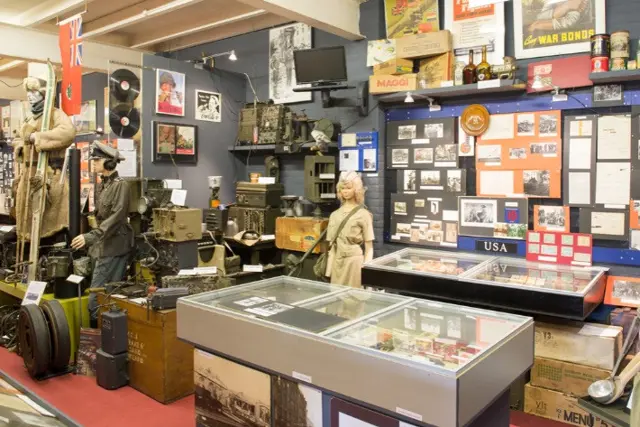 Oorlogsmuseum '1940-1945 1.png