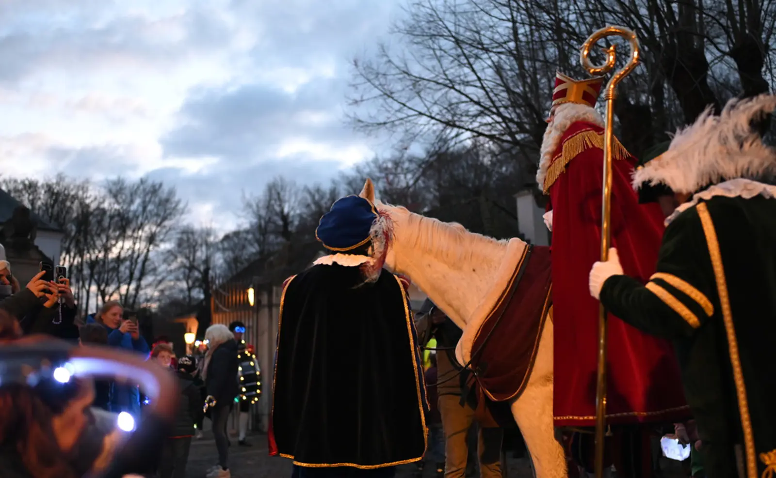 Sinterklaas intocht loon op znad.jpg