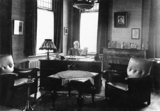 Fig.68 WAA 23561 Burgemeester P.N. Dekkers van Waspik (1938).jpg