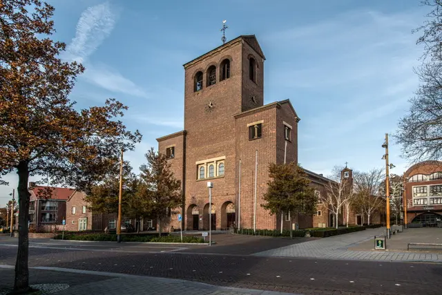 R.K. Kerk H. Lambertus Drunen.png
