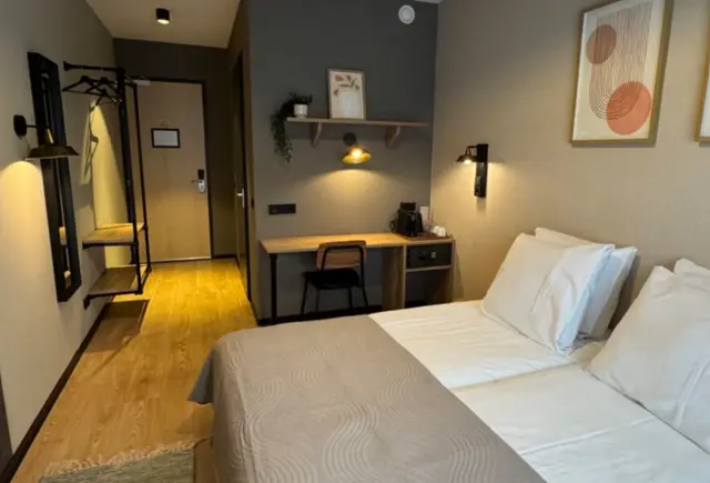 hotel emilia kamer.png