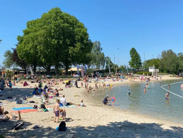 Strandbad de Rauwbraken.jpg