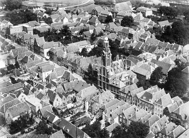 Oude Stadhuis, luchtfoto.jpg