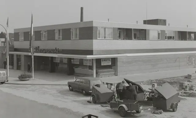 Fig.15 WAA 90220 EM-TE Supermarkt (1969) de Bont (ingekort).jpg