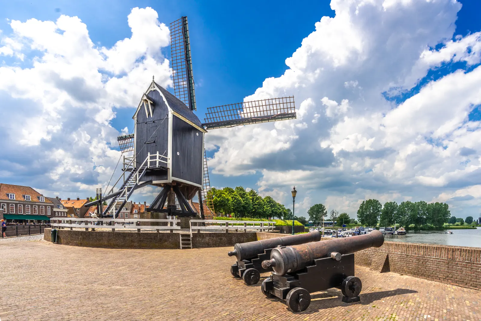 Molen en kanonnen Heusden vesting