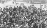 Een spontaan volksfeest wreed verstoord