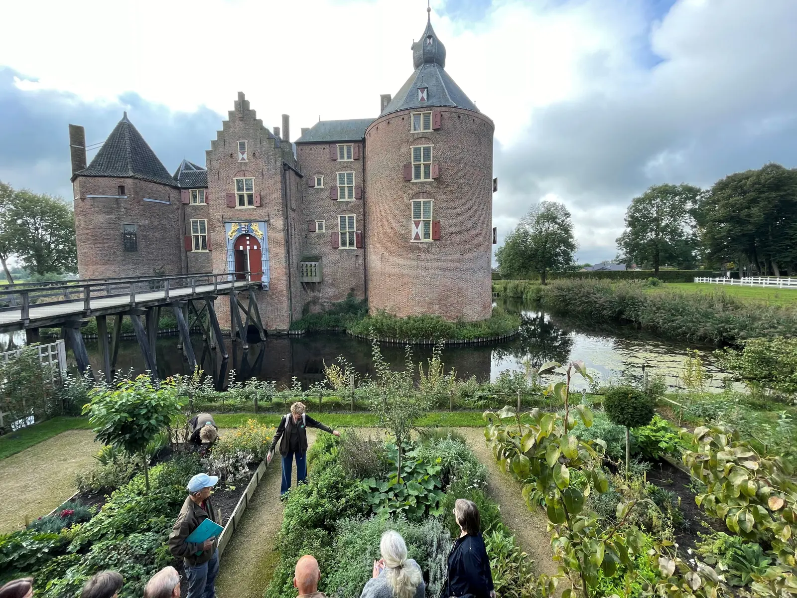 2_mb_tuinrondleiding_5_-_kasteel_ammersoyen.jpg