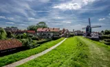 Vestingwallen en molen Heusden vesting