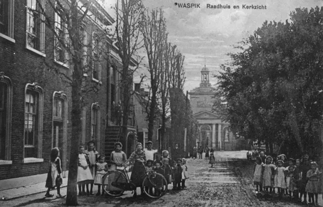 Fig.59 HKW 24273 Waspik - Raadhuis met bordes (1920).jpg