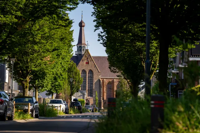Kerk aan de haven Waalwijk