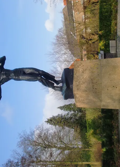 9. Foto Oorlogsmonument Waalwijk.JPG