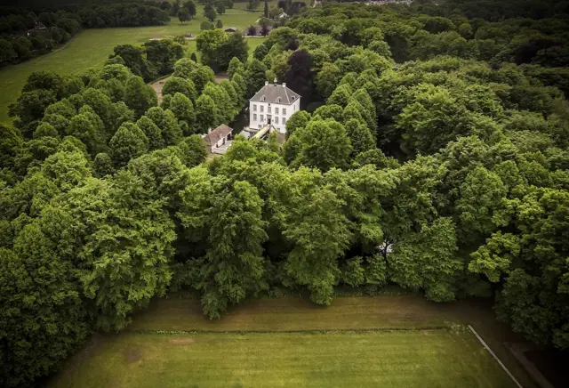1. Luchtfoto, Landgoed Het Witte Kasteel.jpg