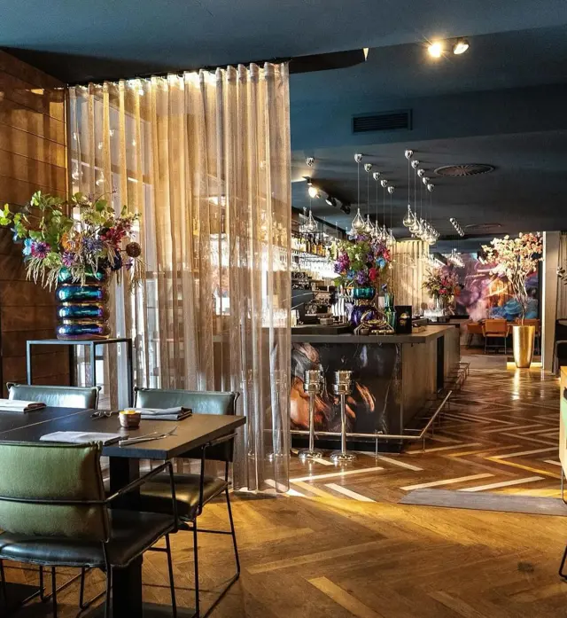 Restaurant XO bar @restaurantXO.jpg