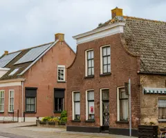 Voormalig huisnijverheid huisje 1.jpg